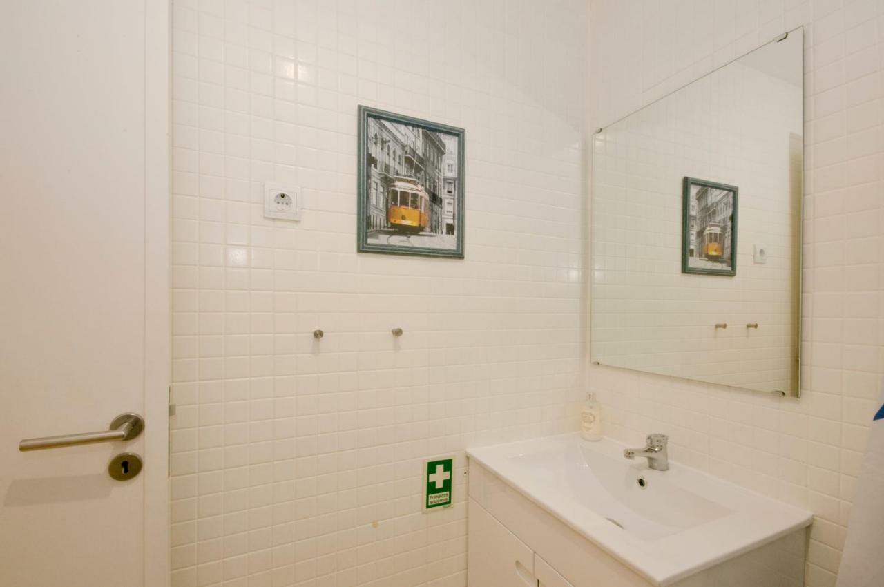 Apartamento Mira Graca ลิสบอน ภายนอก รูปภาพ